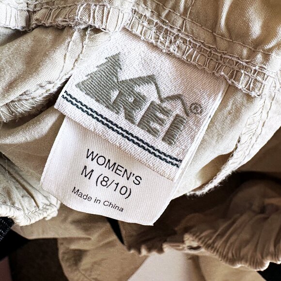 REI Convertible Nylon UPF50+ Convertible Wicking Hiking Pants 8/10 - Picture 3 of 6